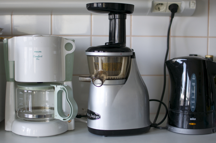 Omega VERT VRT350 HD size comparison